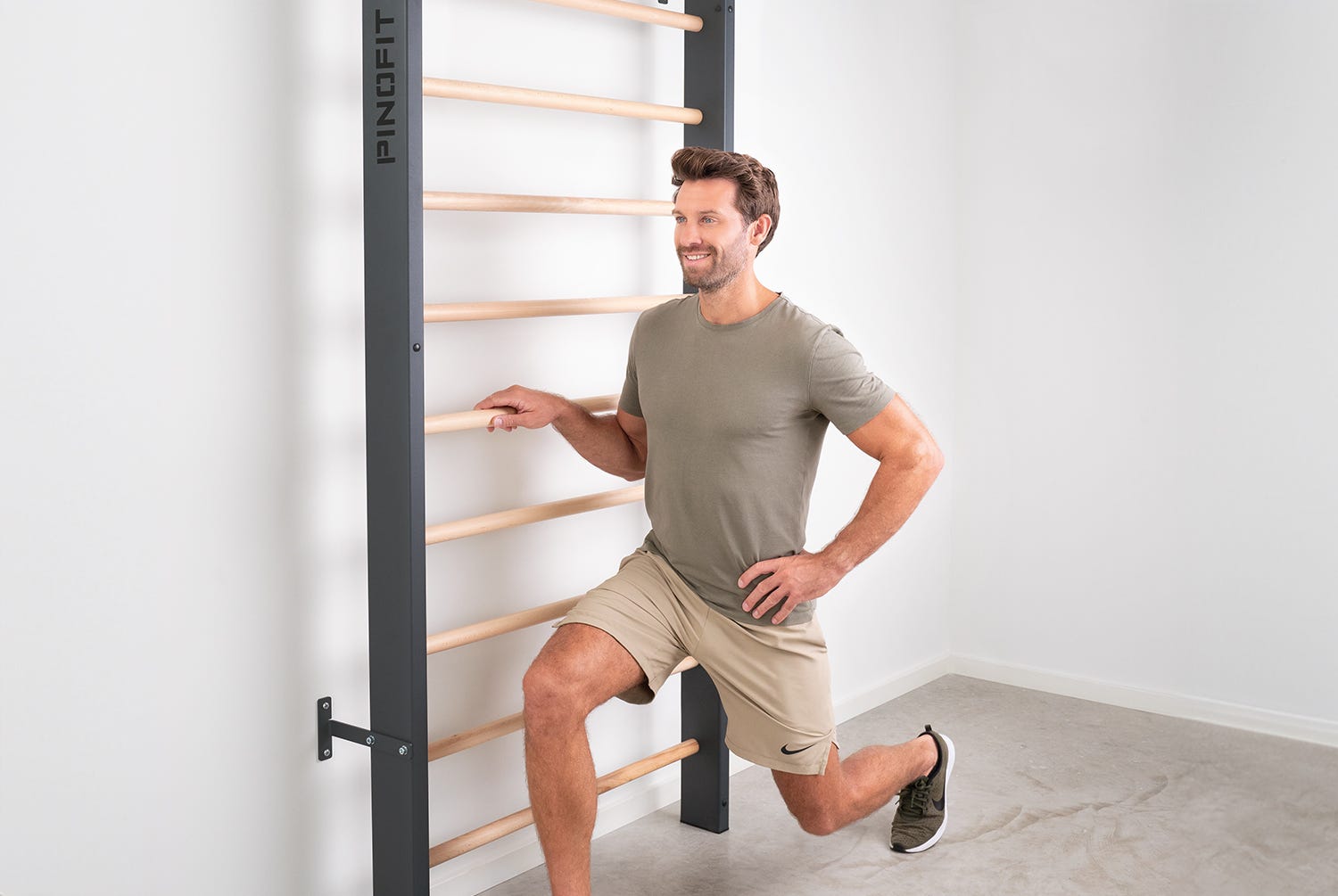 PINOFIT Sprossenwand Pro mit 11 Sprossen